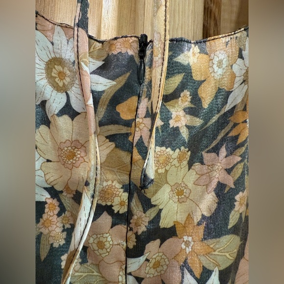 Stunning Mittoshop Floral Babydoll Square Neck Long Sleeve Shimmer Fall Dress - Picture 7 of 12